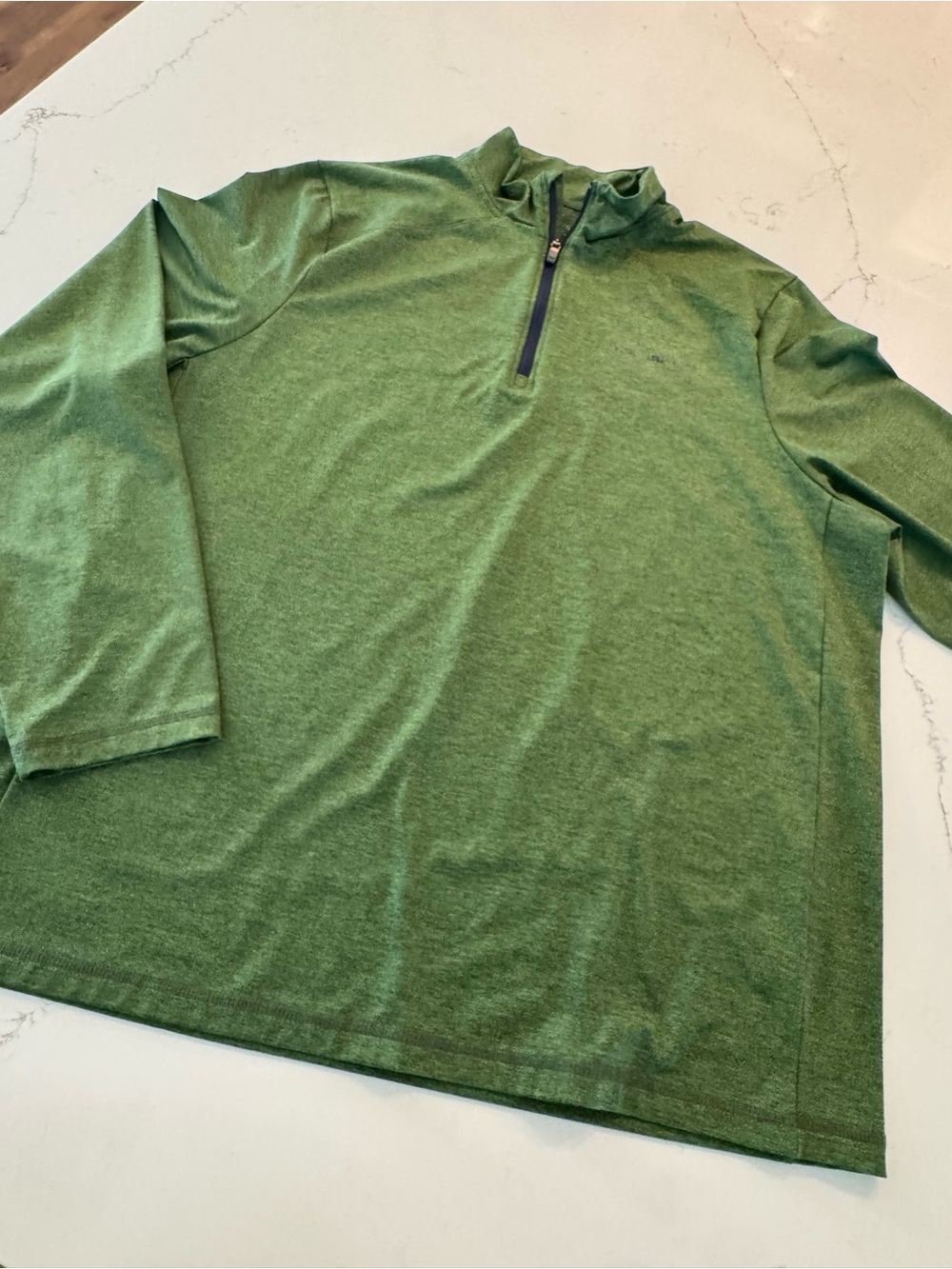 Vineyard Vines Men's Green Quarter-Zip Pullover